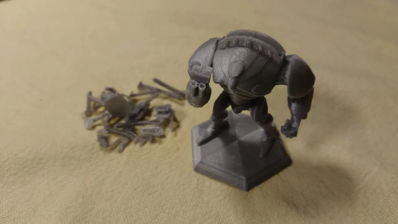 Seeder: Anachrony exosuit miniature (remix) by alvarezcabrera