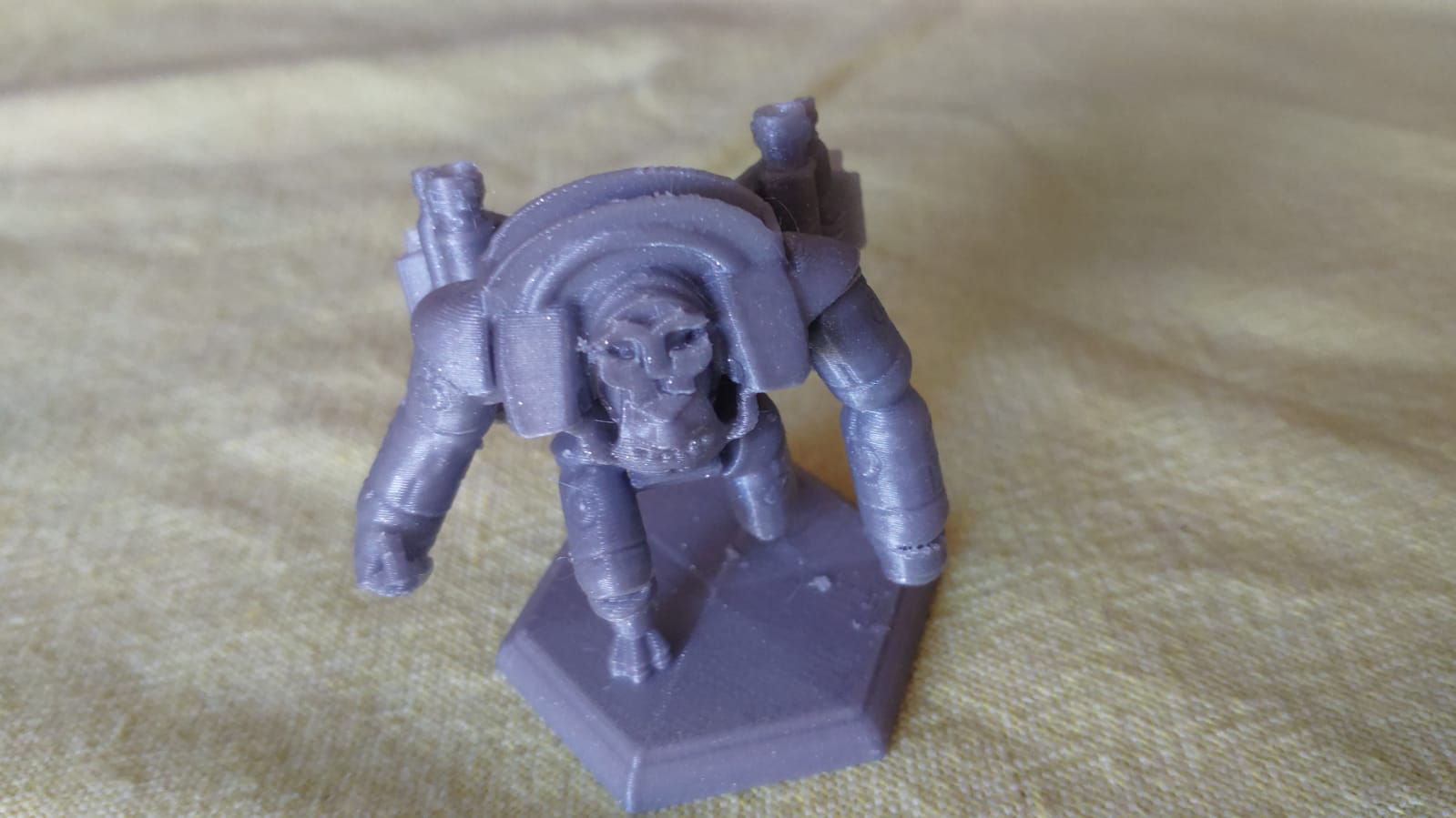 Gargoyle: Anachrony exosuit miniature (remix)