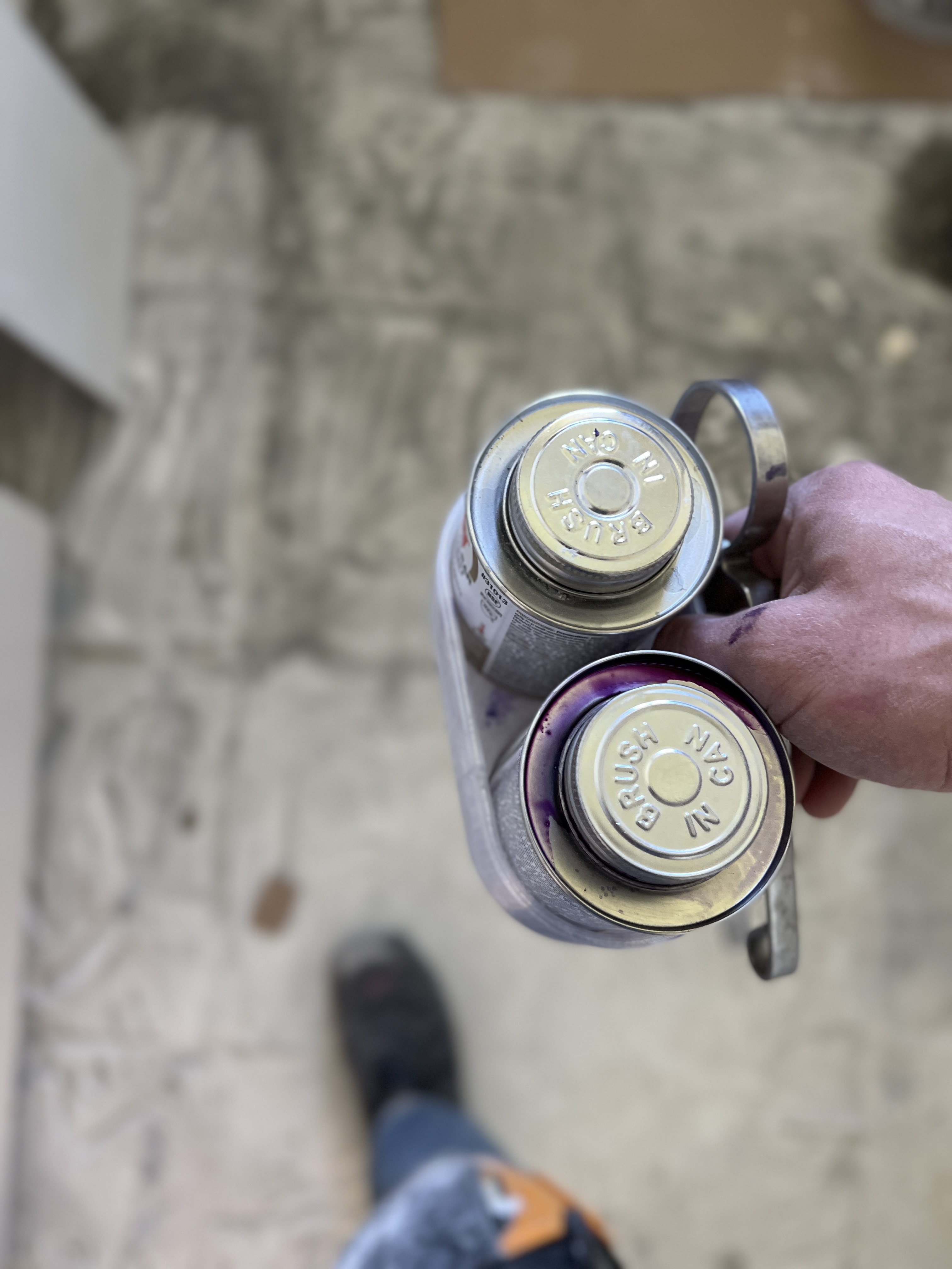 Can holder for 4 oz. PVC/ABS/CPVC cements, primers or cleaners. by