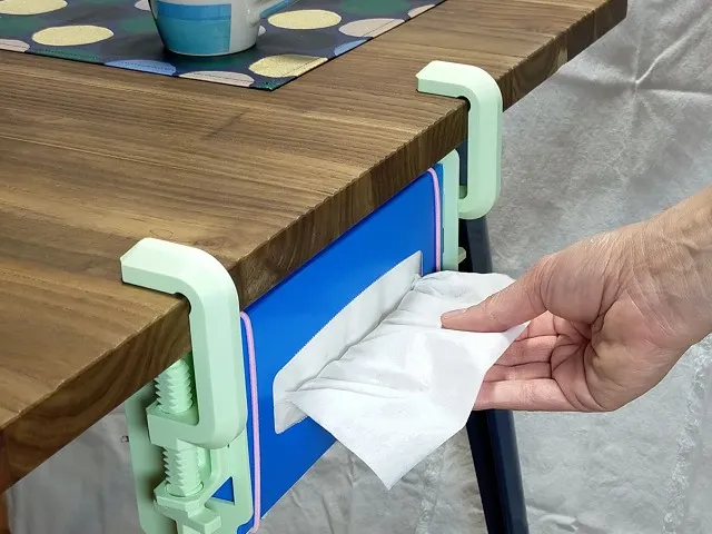 TY010191 Tissue Box Holder
