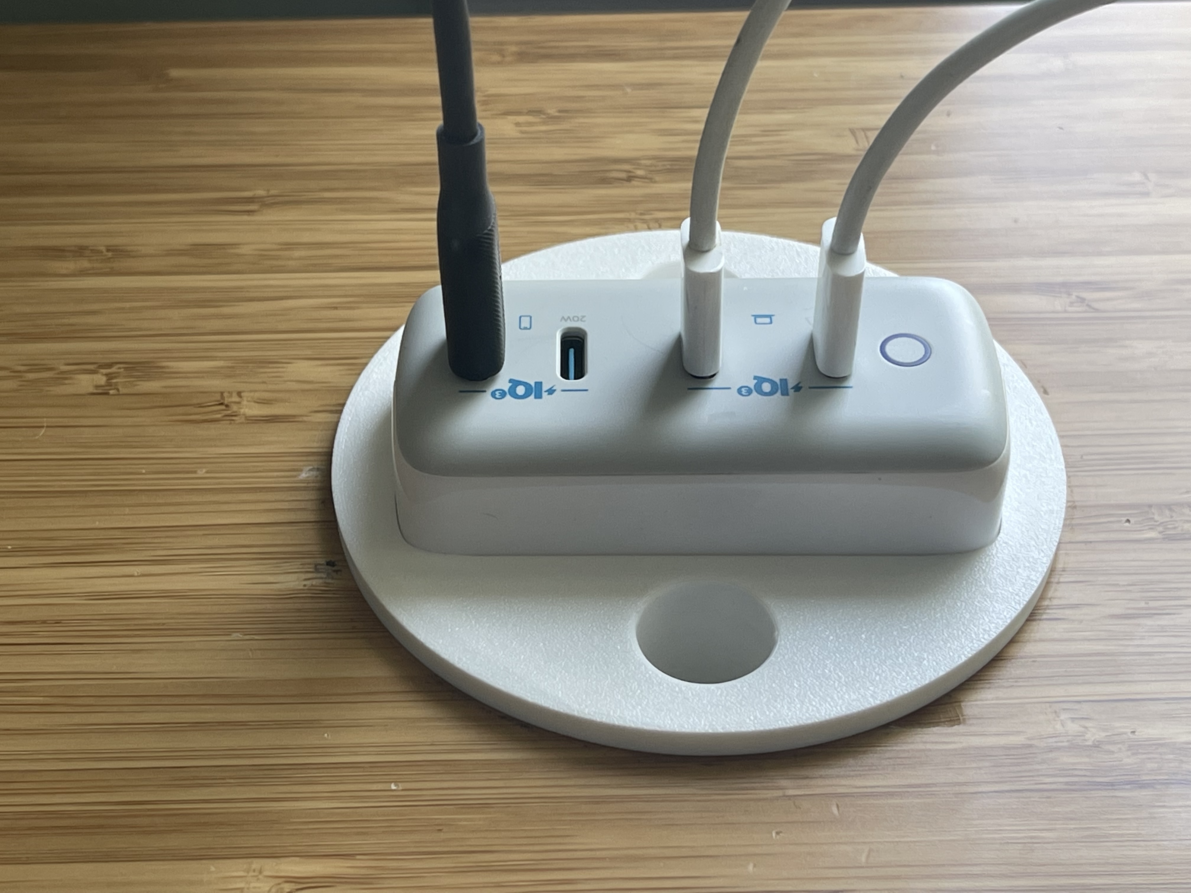 Anker PowerPort III Charger 80mm Grommet