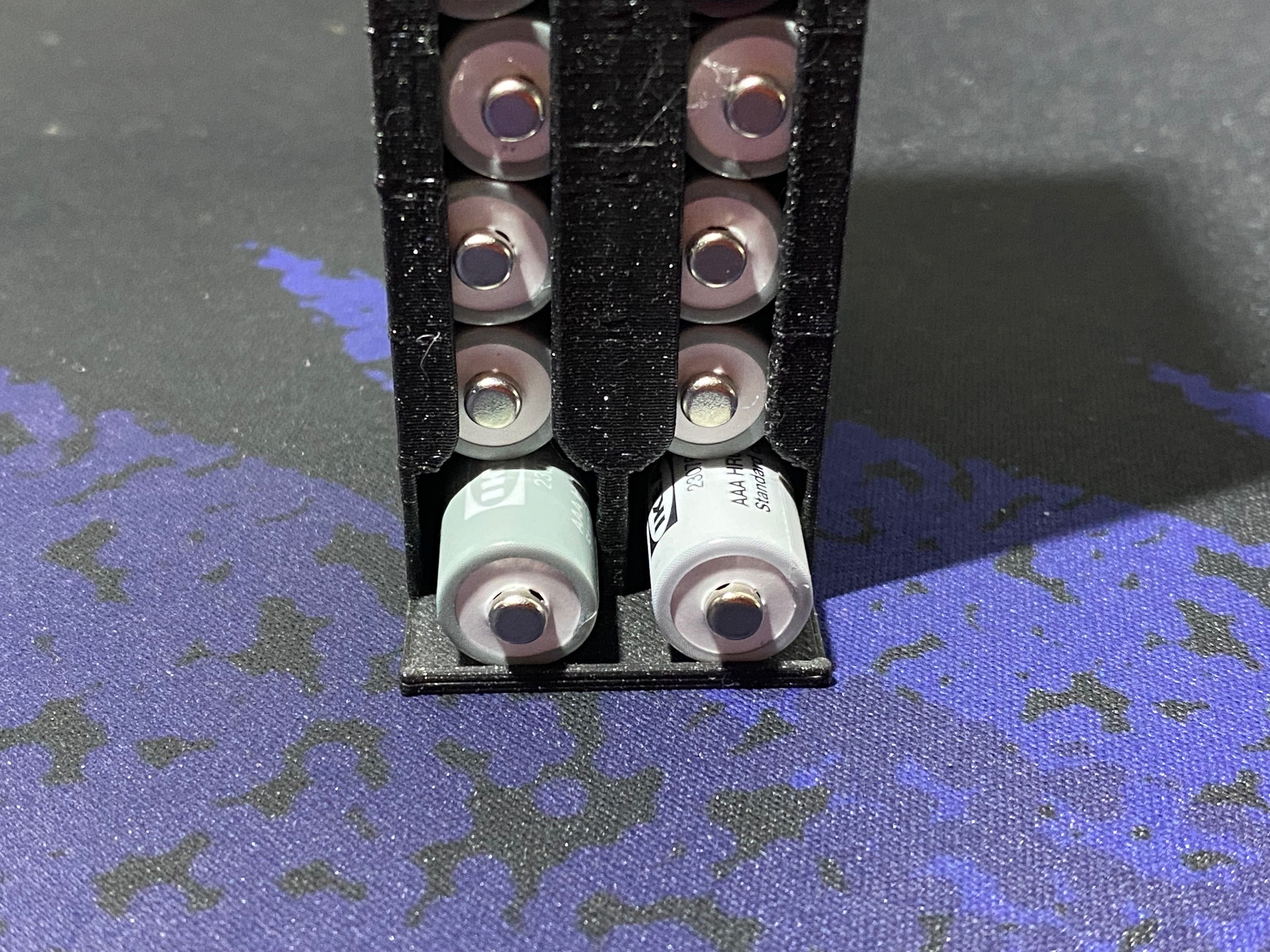 battery holder AAA