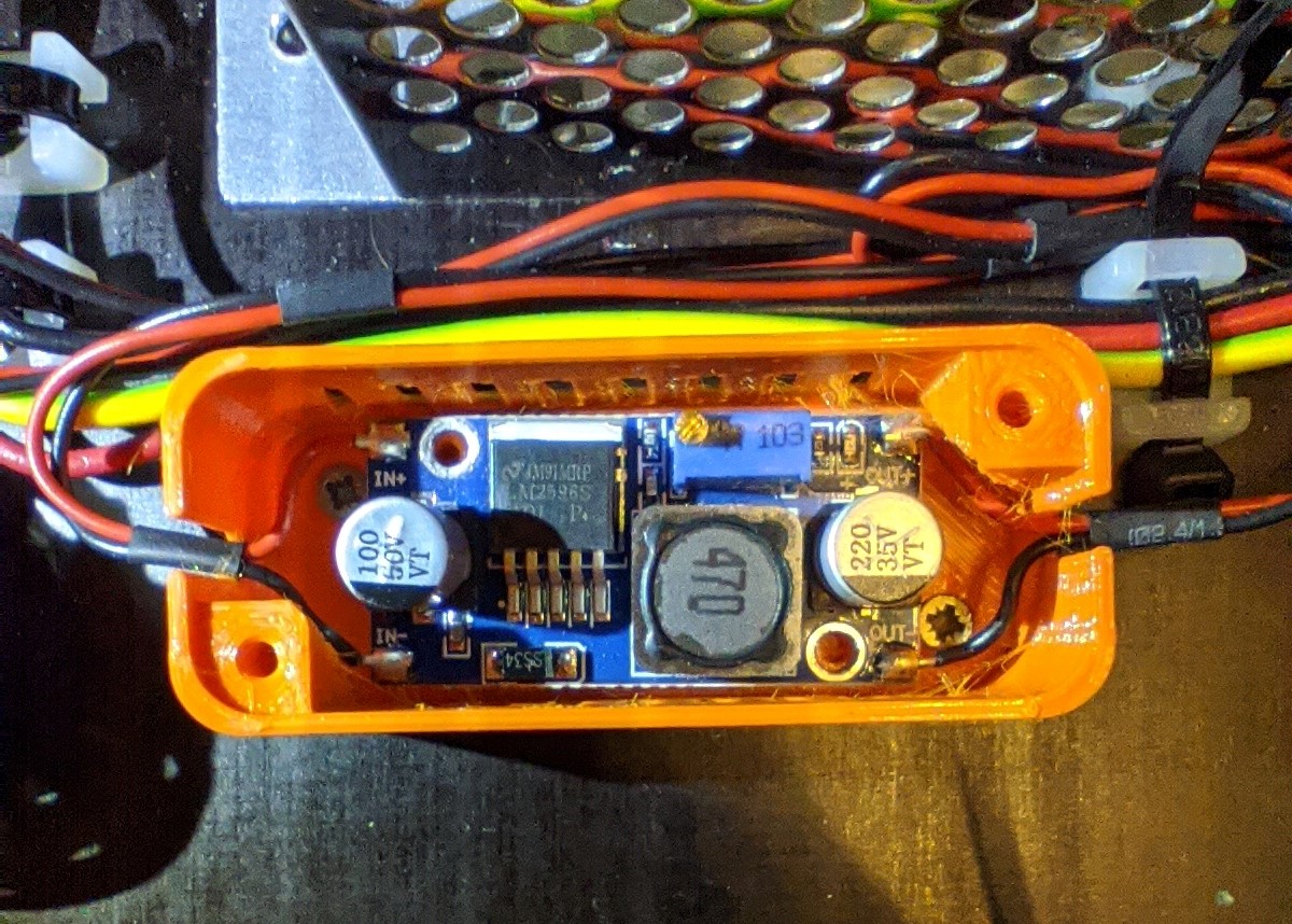 Improved remix of a simple LM2596 enclosure / case by a123qwertz567 ...