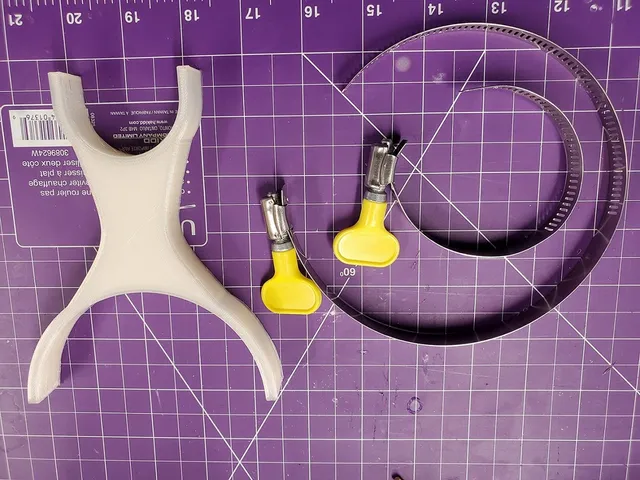 Lathe dust collector hose clamp