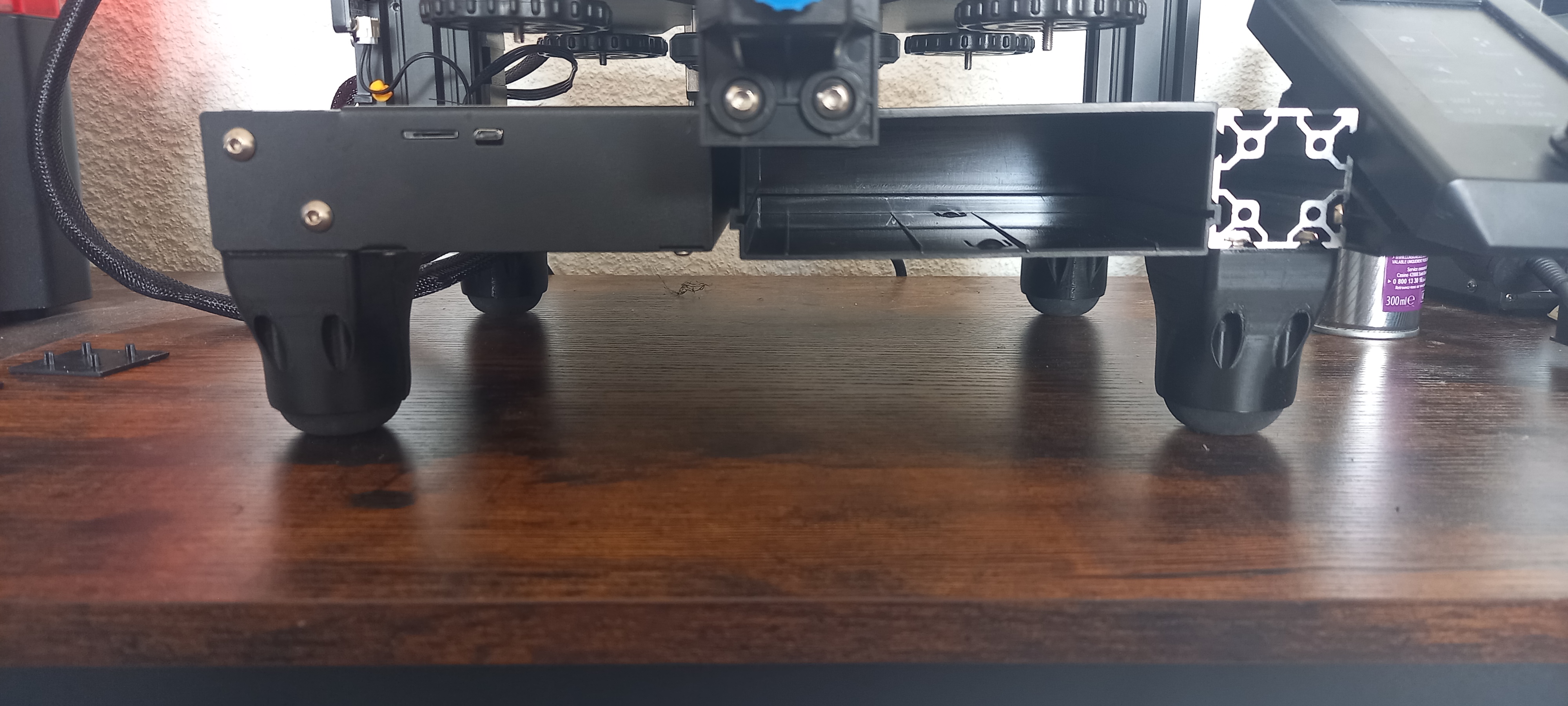 Ender 3 v2 (and other) Raised Squash Ball Feet by Kamel Makhloufi