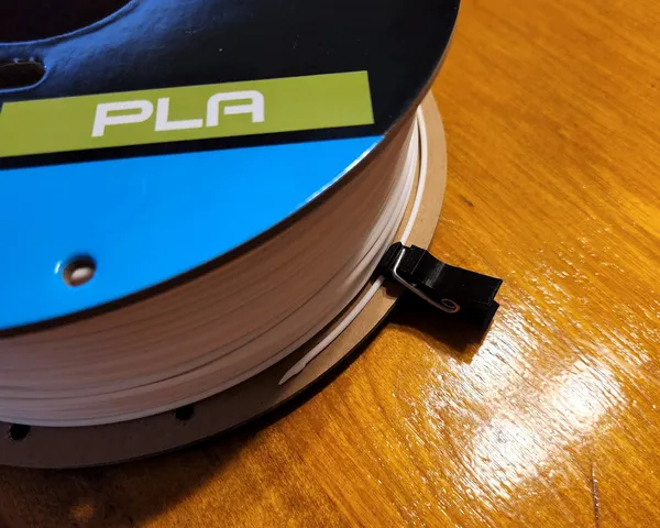 Filament Clip with Clothespin Spring