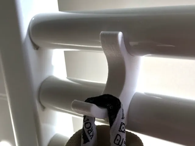 Towel hanger / Handtuchhalter