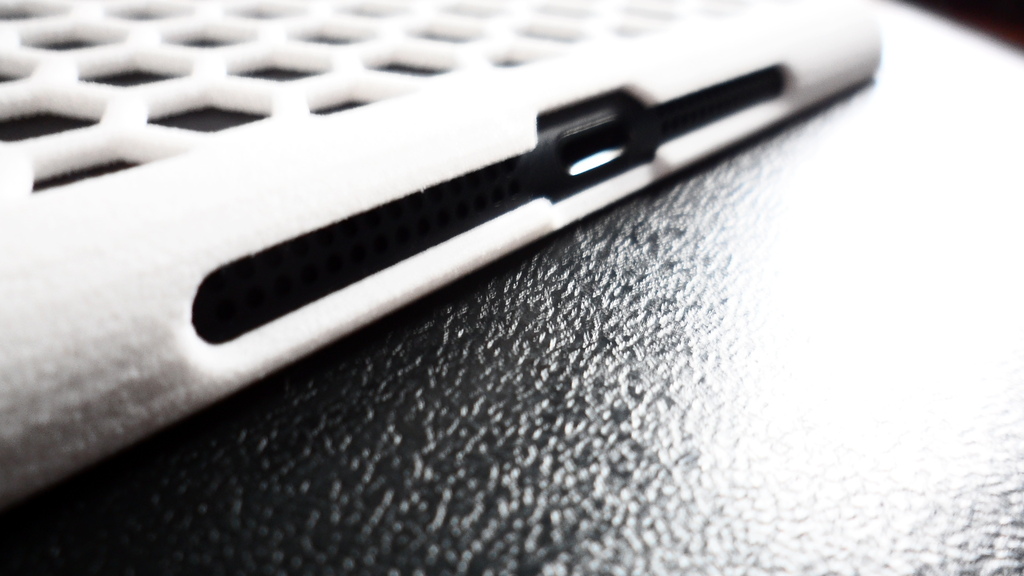 Miniatura 4 do modelo 3D iPad Mini Honey Comb Case
