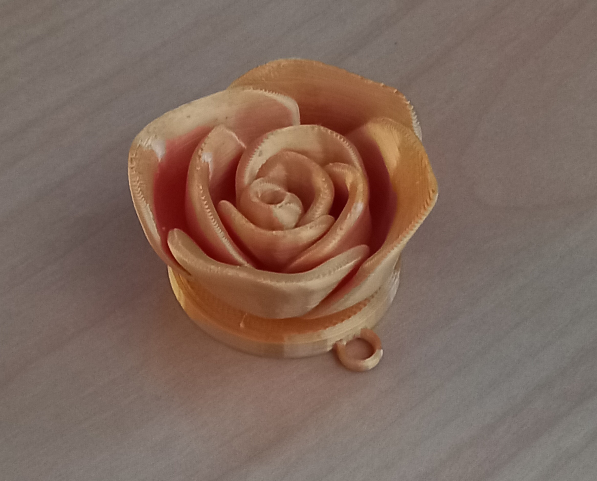Porte clé en forme de rose