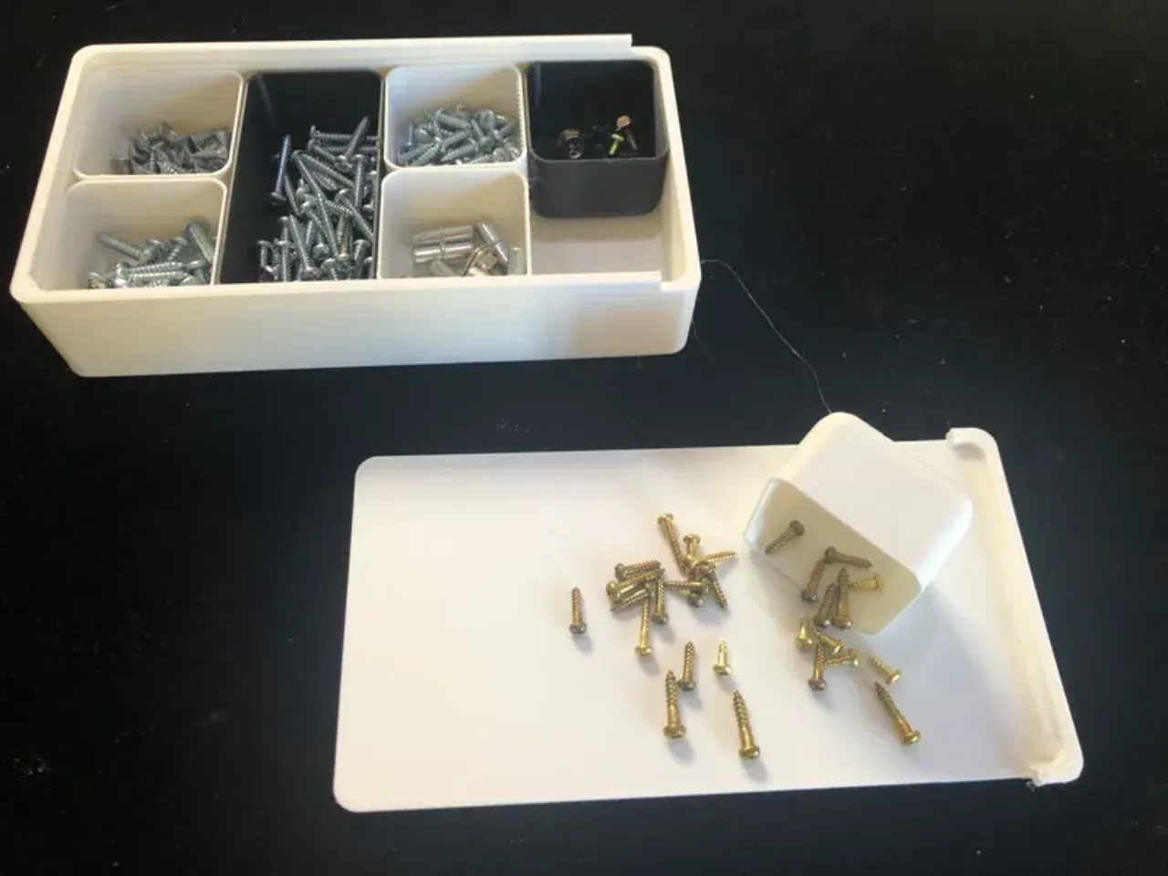 Small Parts Box with removable bins by Netfool, Download free STL model