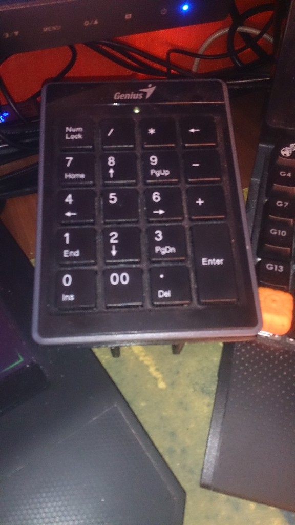 Number Keyboard Stand