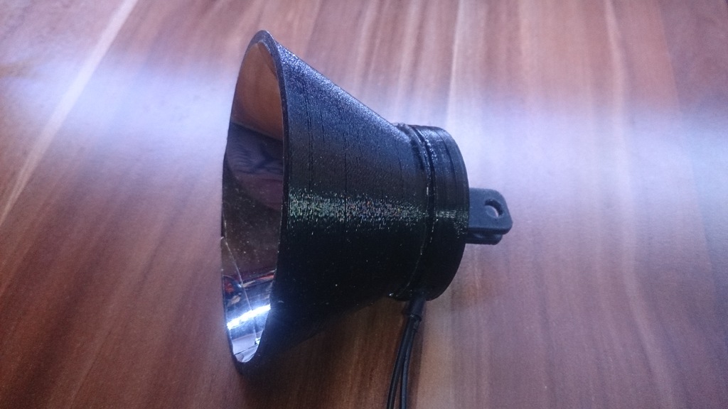 Small studio light