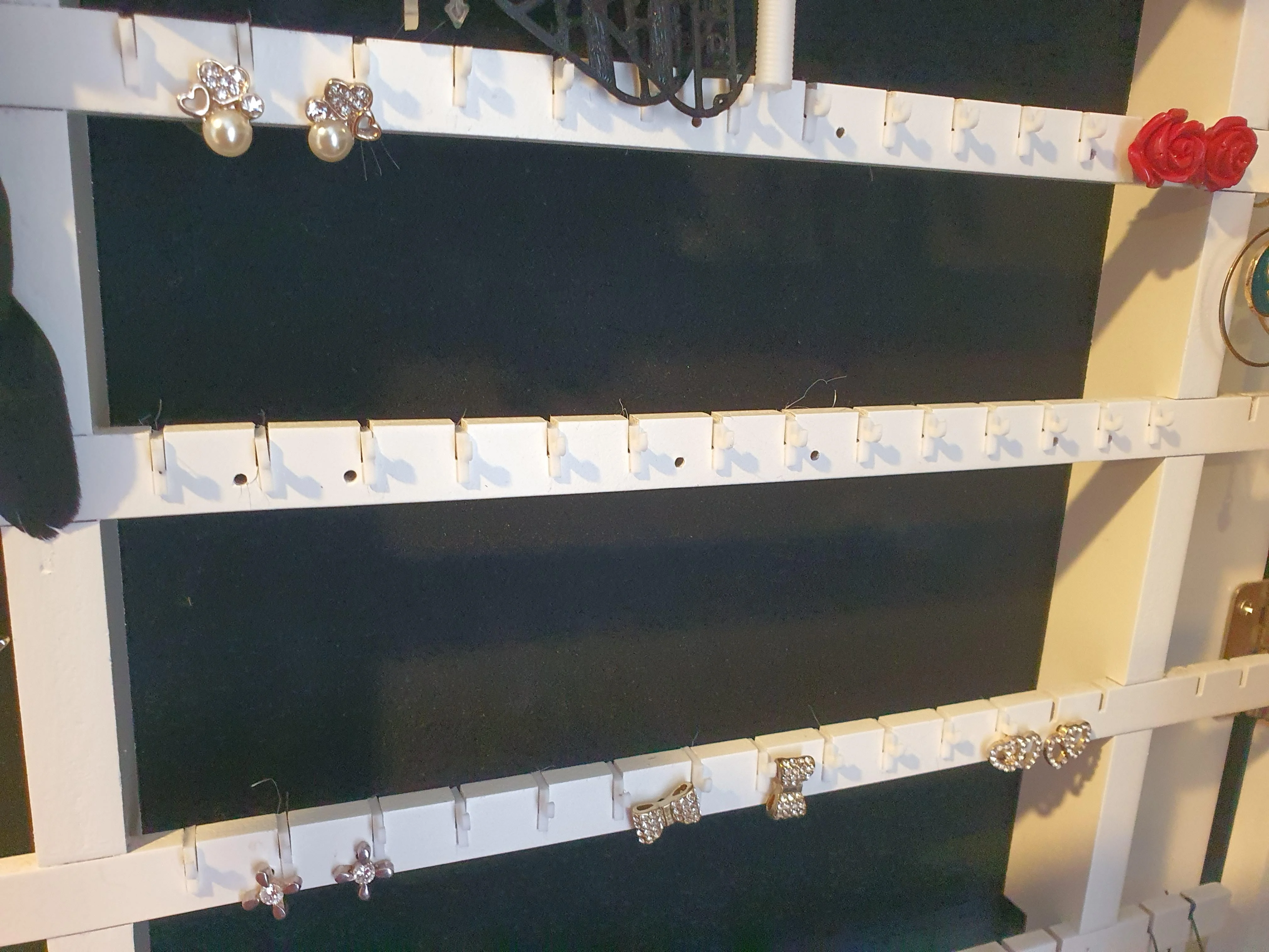 Earring Slot to hook converter (for jewelry box)