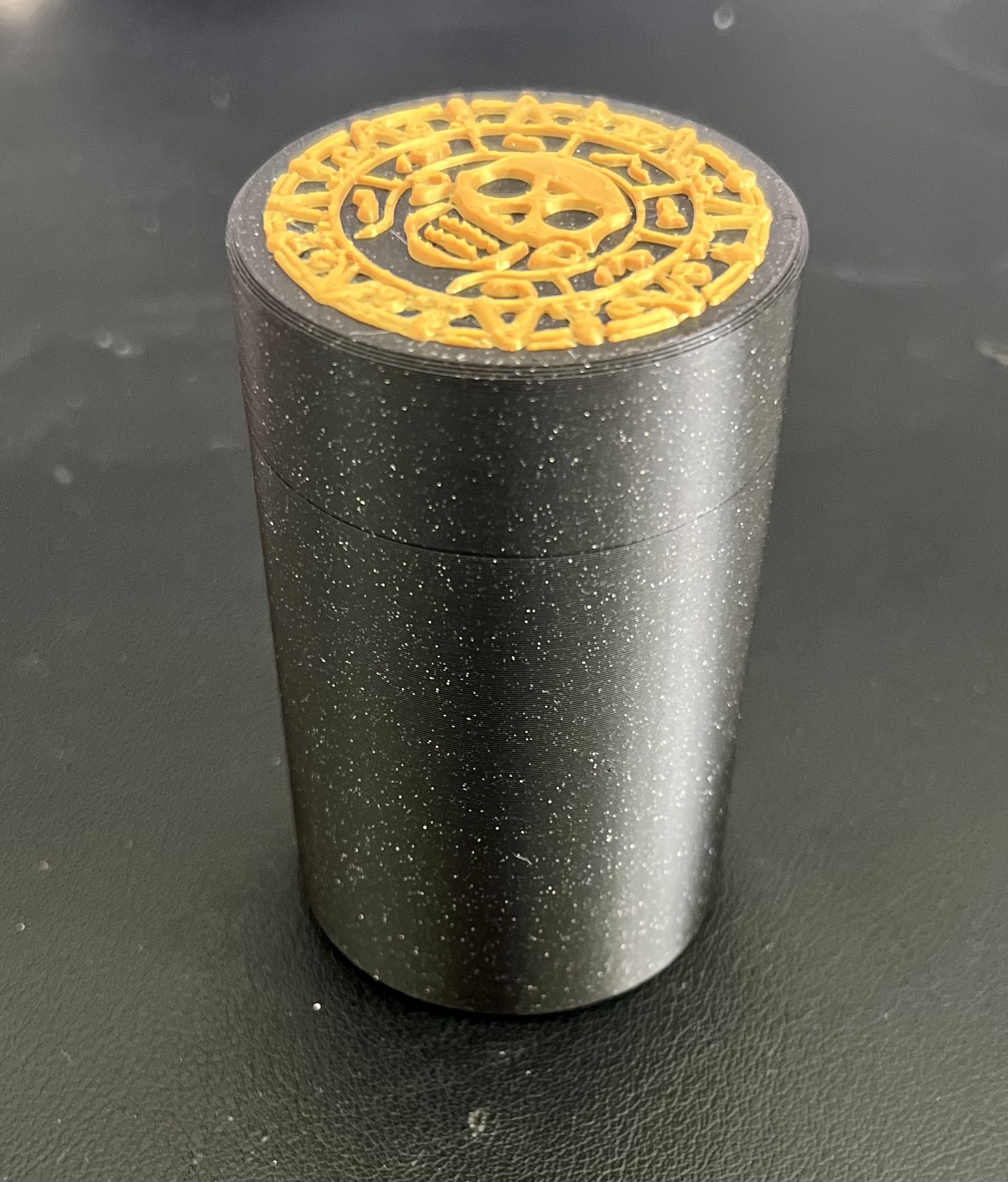 Miniatura 3 do modelo 3D Pirate Coin Container