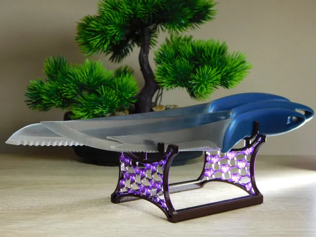 Knife holder