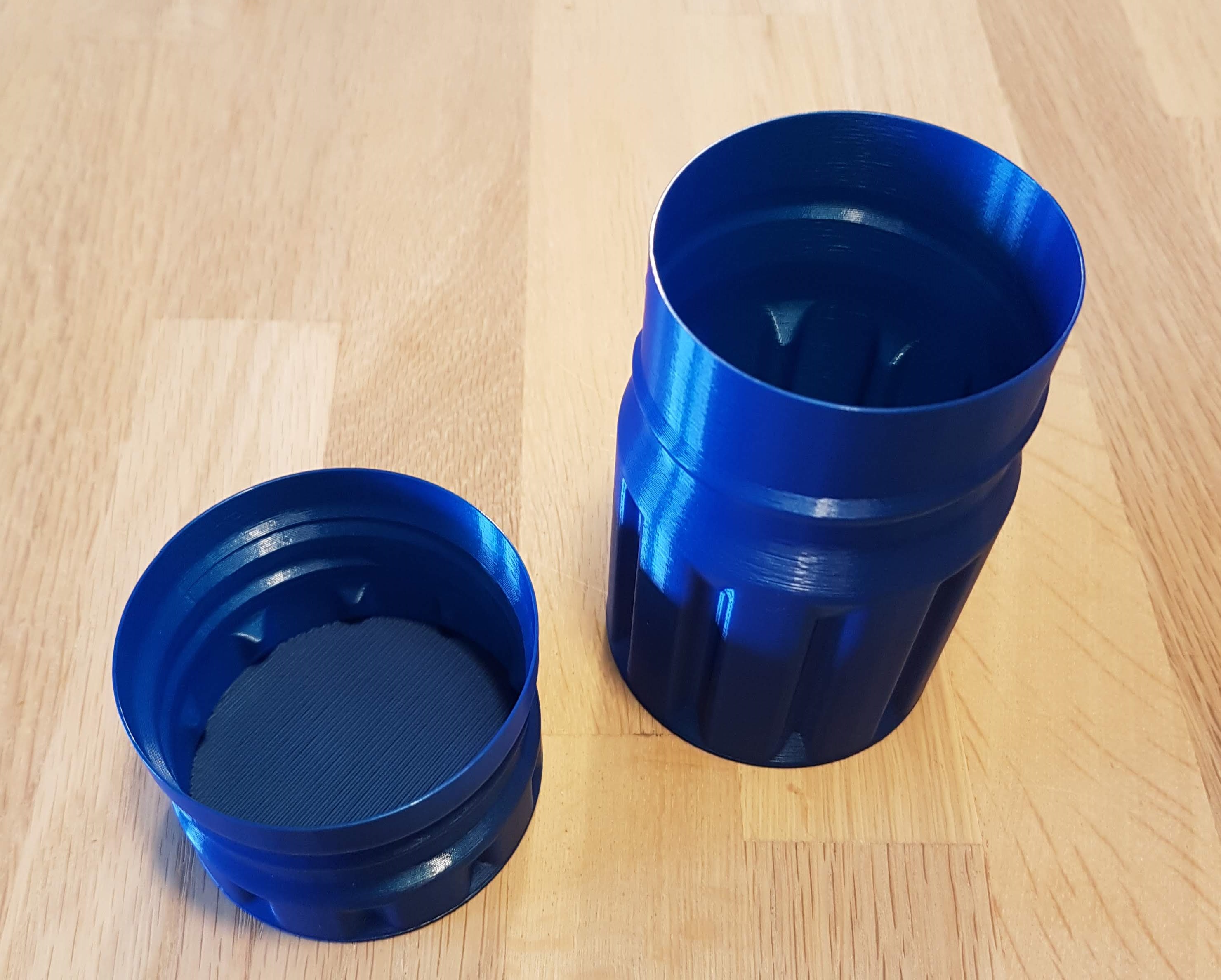 Screw Cap Container M - Vase Mode