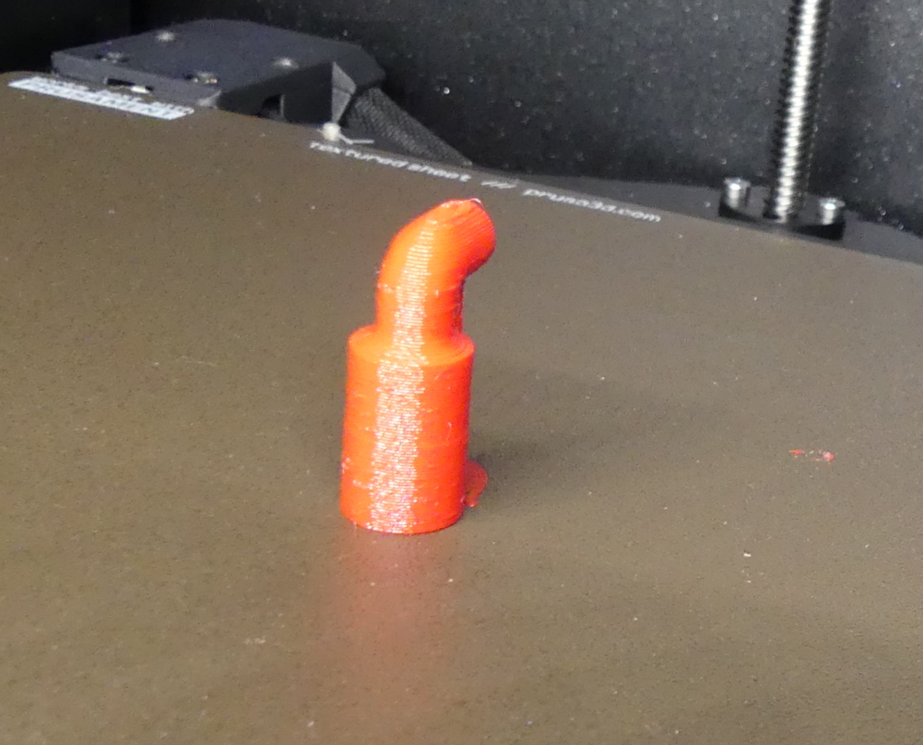 Miniatura 4 do modelo 3D Spark Plug Cap 90°