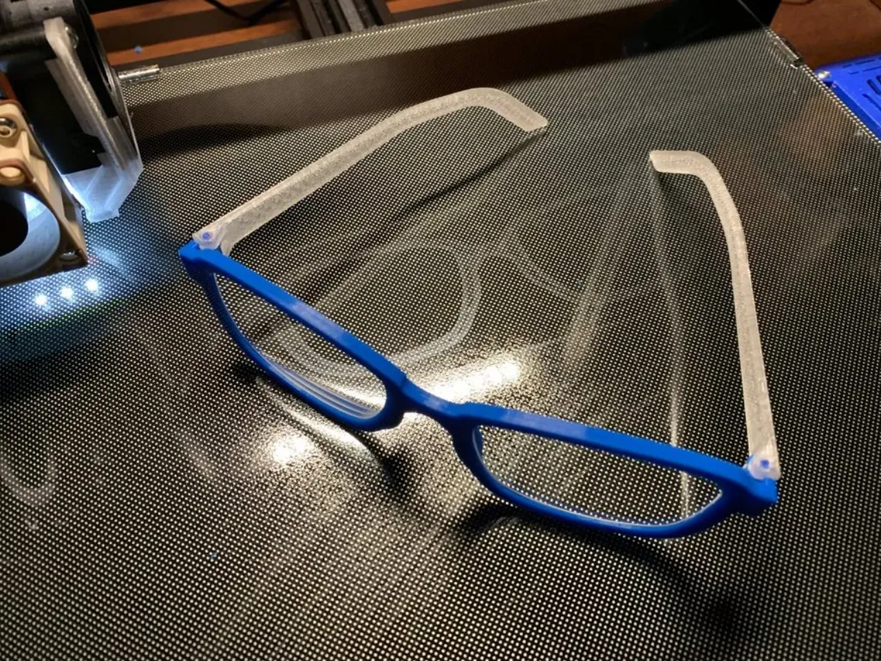 parametric frame for glasses starting from lens STL by zzzy