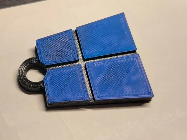 Windows 10 logo keychain