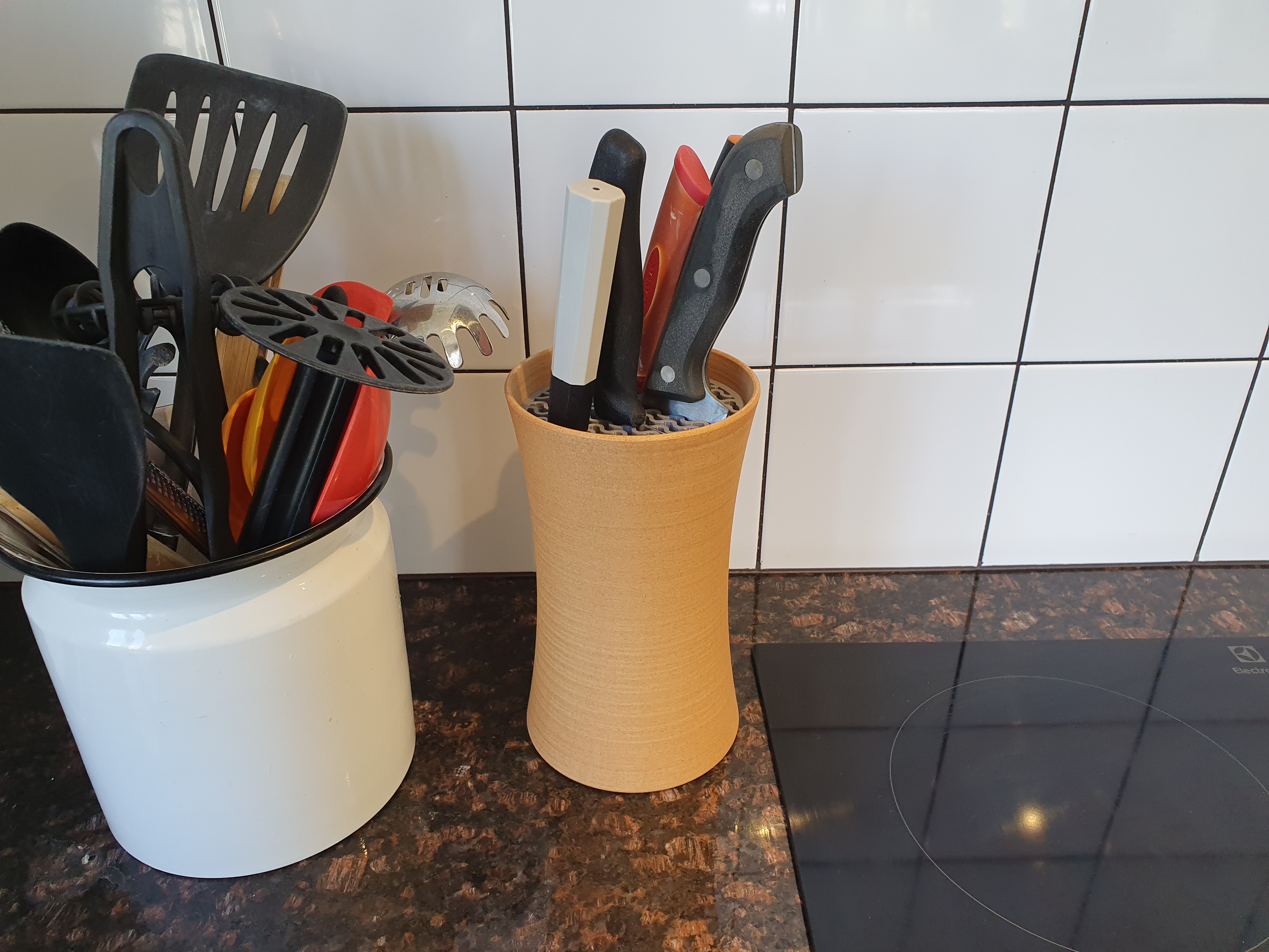 Miniatura 2 do modelo 3D Hyperboloid Knife Holder