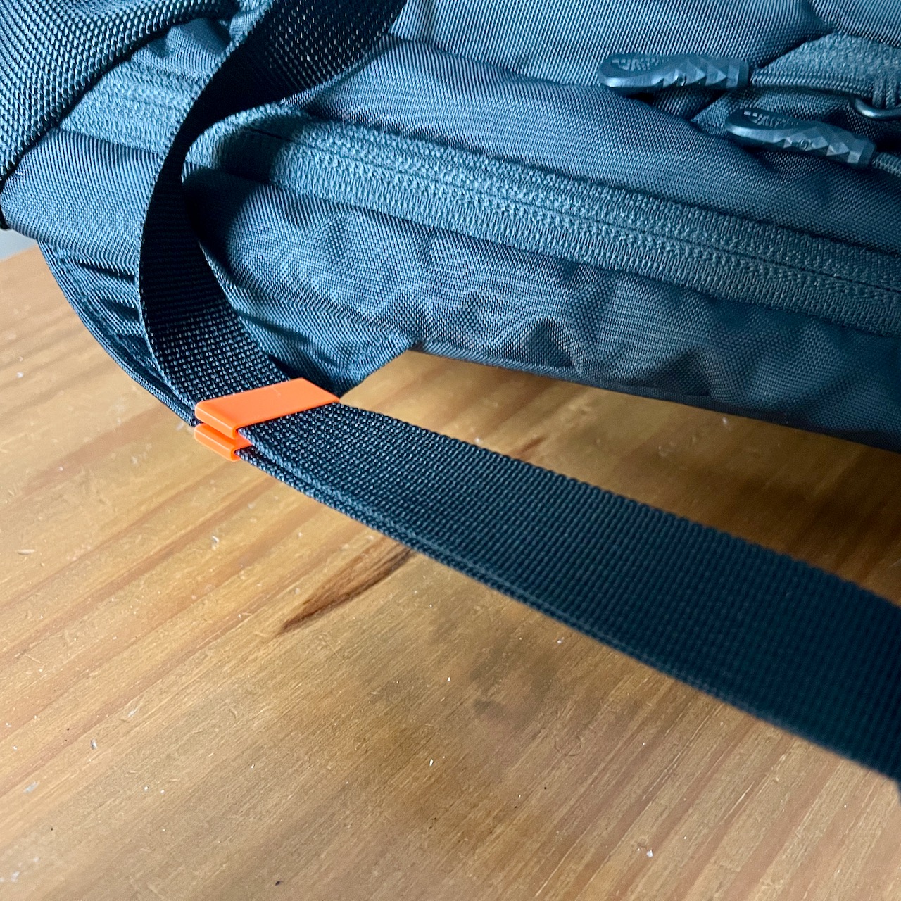 Backpack Strap Clip — miniatura 4