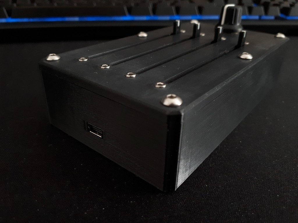 Miniatura 5 do modelo 3D Deej enclosure v2