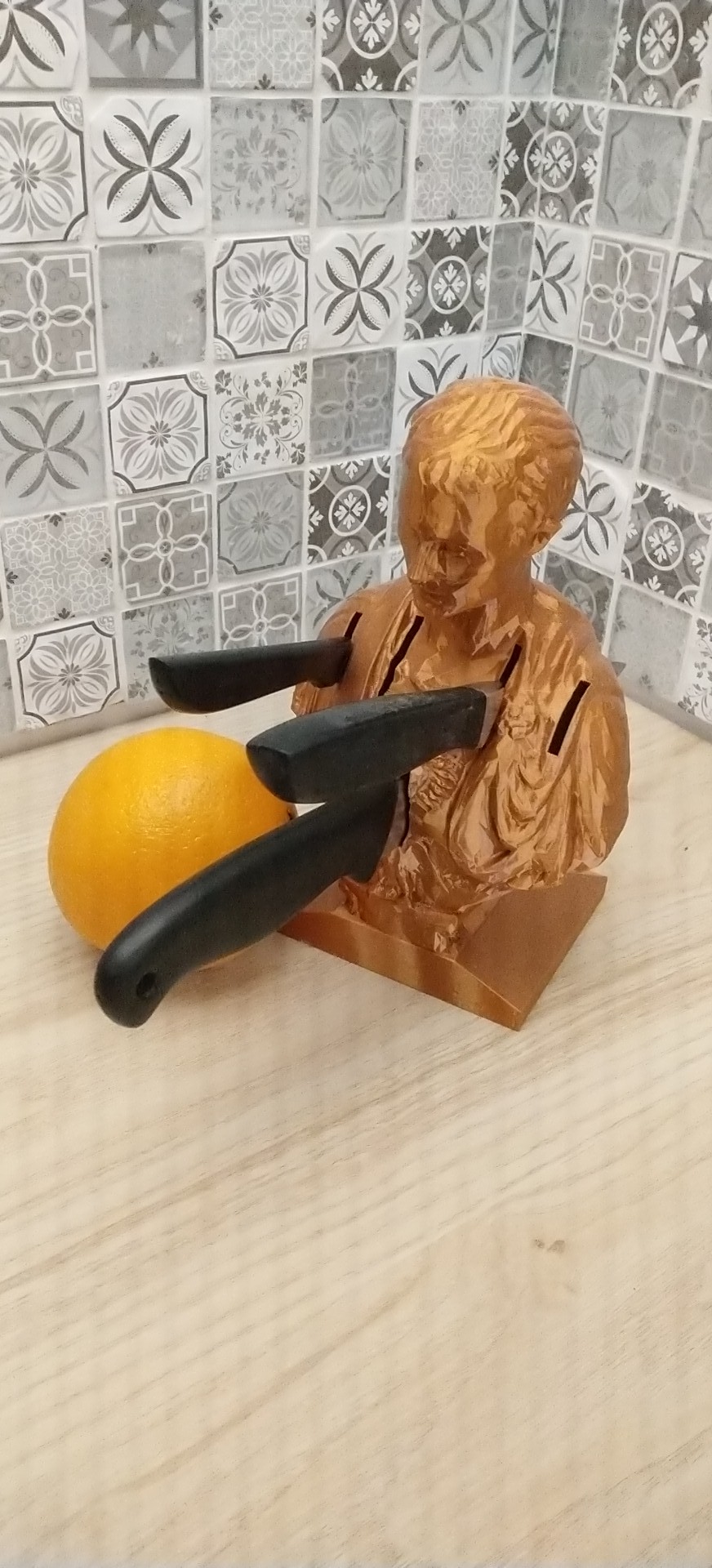 Caesar knife holder
