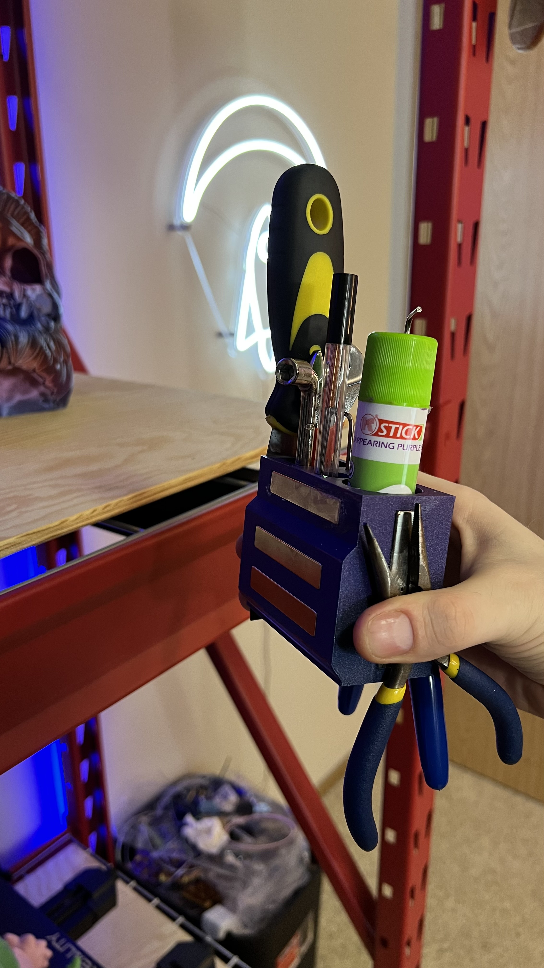 Husky shelving tool holder by itsboyinspace download free stl model