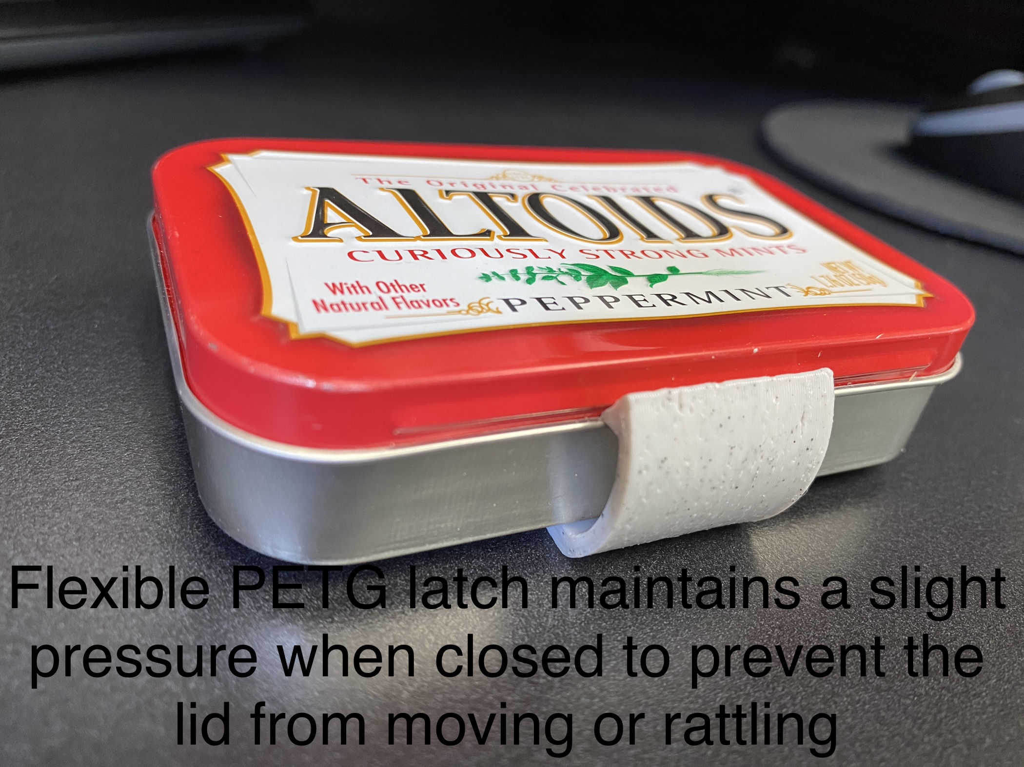 Latch for Altoids tins