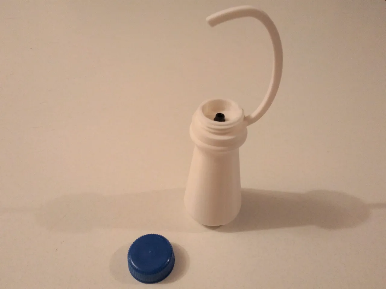 Mini Painting Holder V2 by MadP 3D | Download free STL model | Printables.com