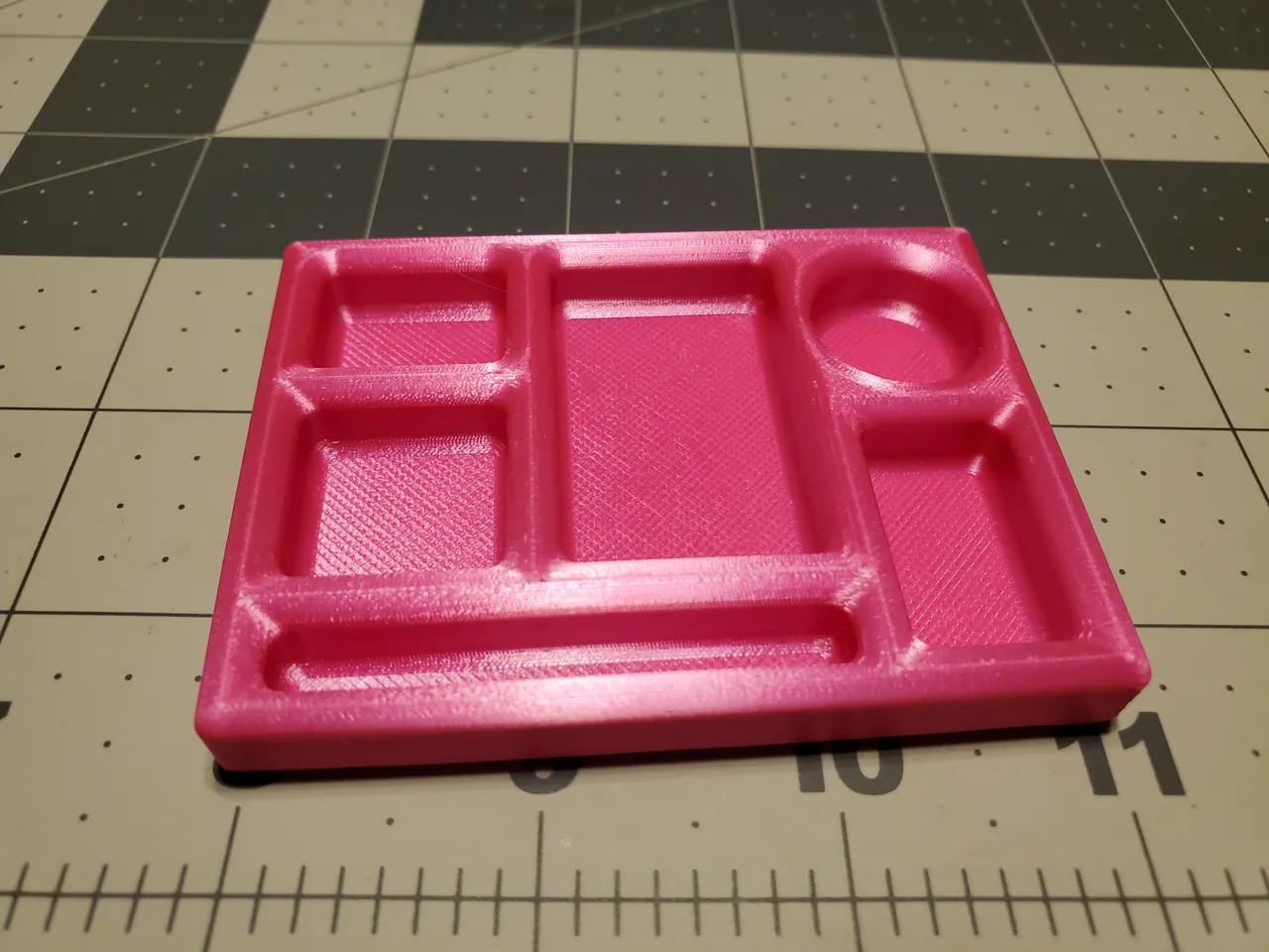 Toy School Lunch Tray by Rcfishhunt, Download free STL model