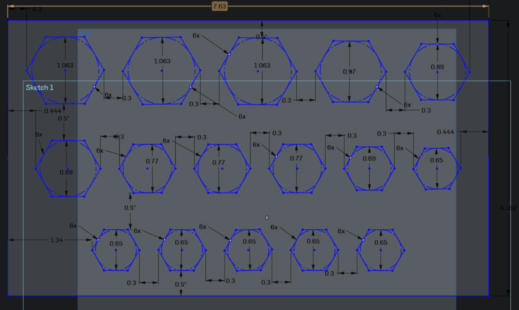 Bolt extractor tray