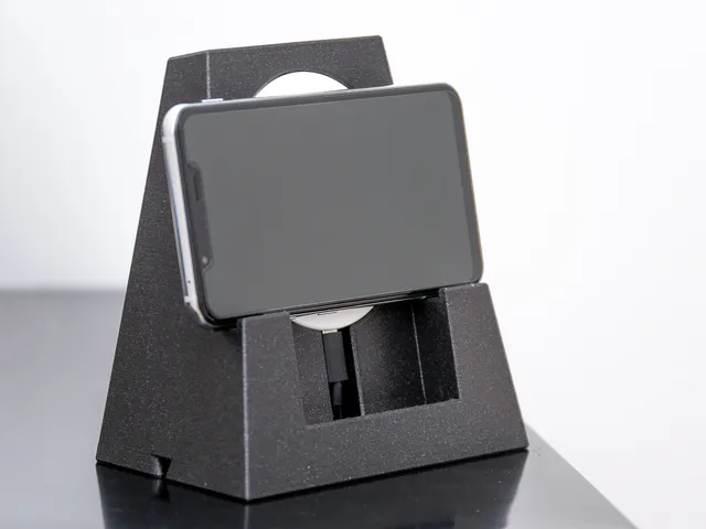 Wirelles charging phone stand for IKEA LIVBOJ pad