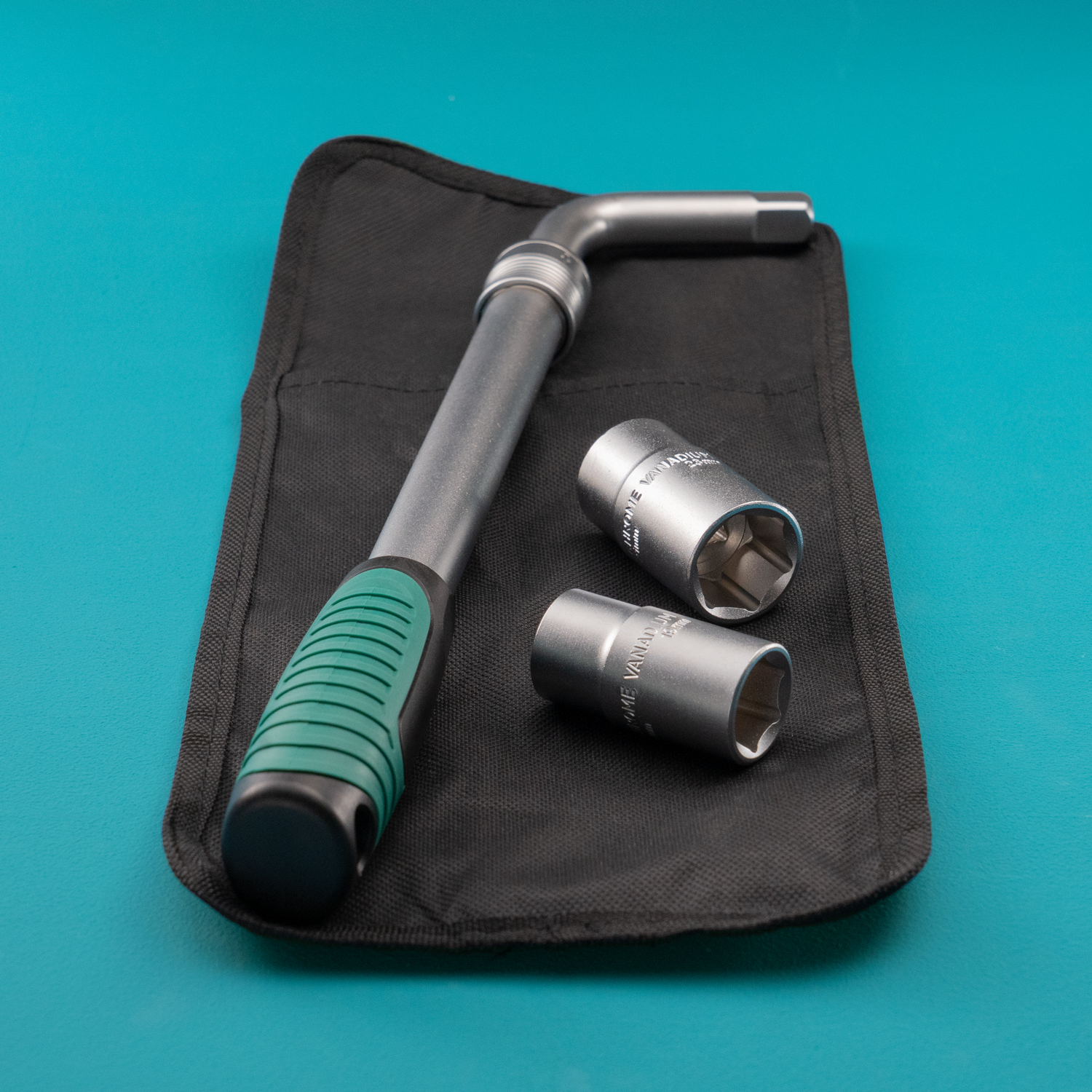 Telescopic Wheel nut Wrench Set 4 pcs. Tool Holder 015 I for screws or peg board by WIESEMANN