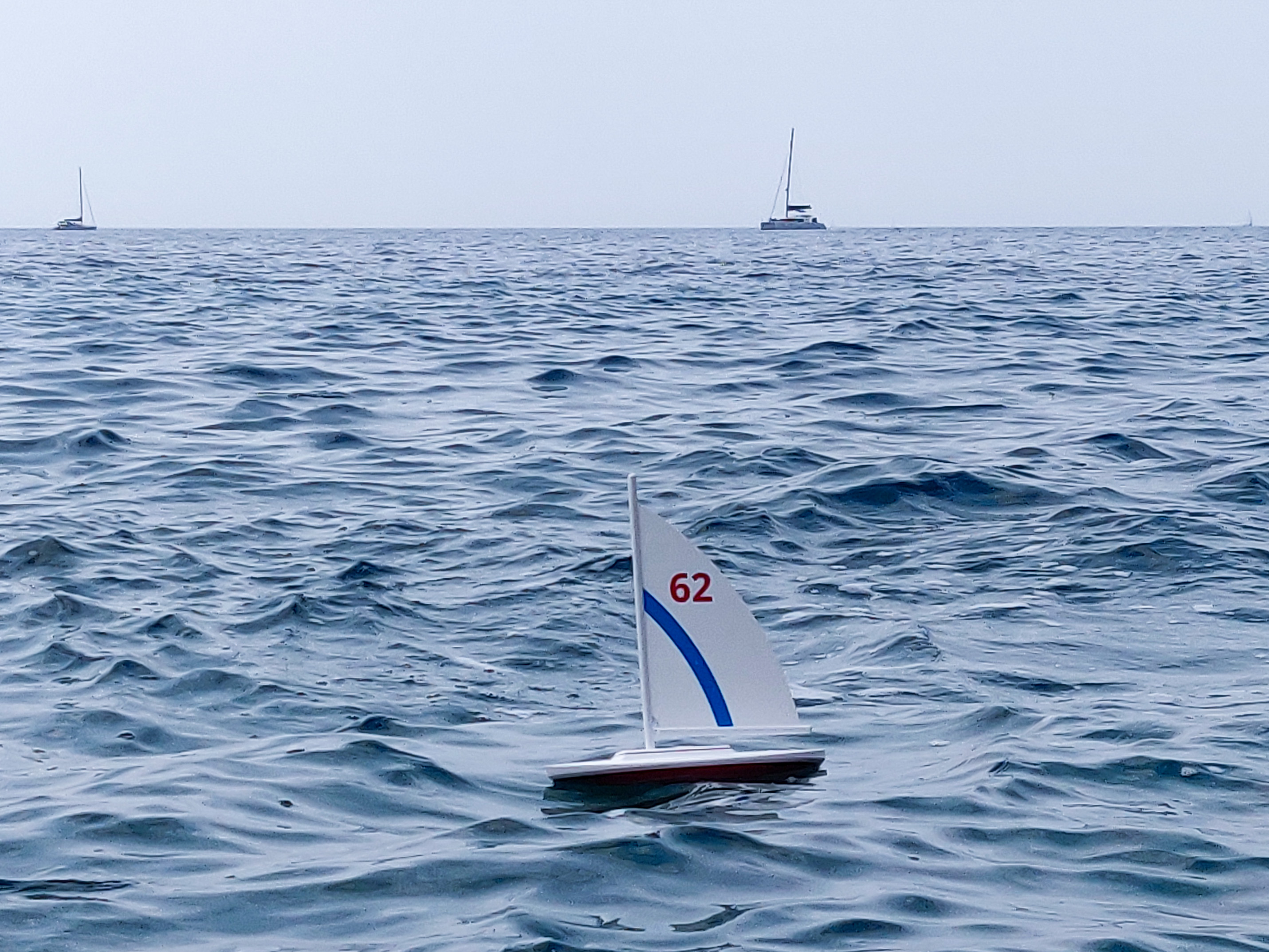 Sailing boat — miniatura 3