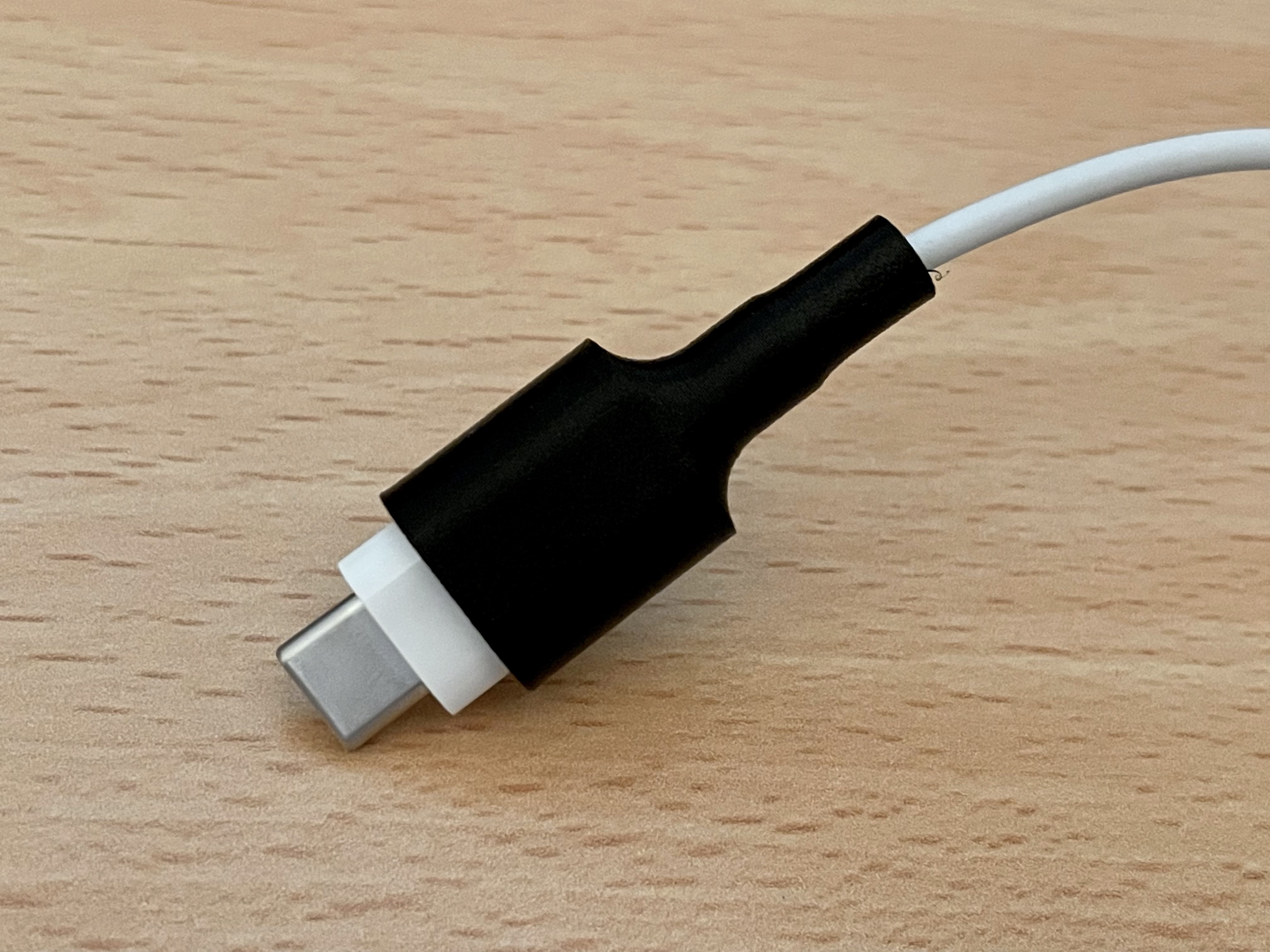 Apple Magsafe USB C cable protector