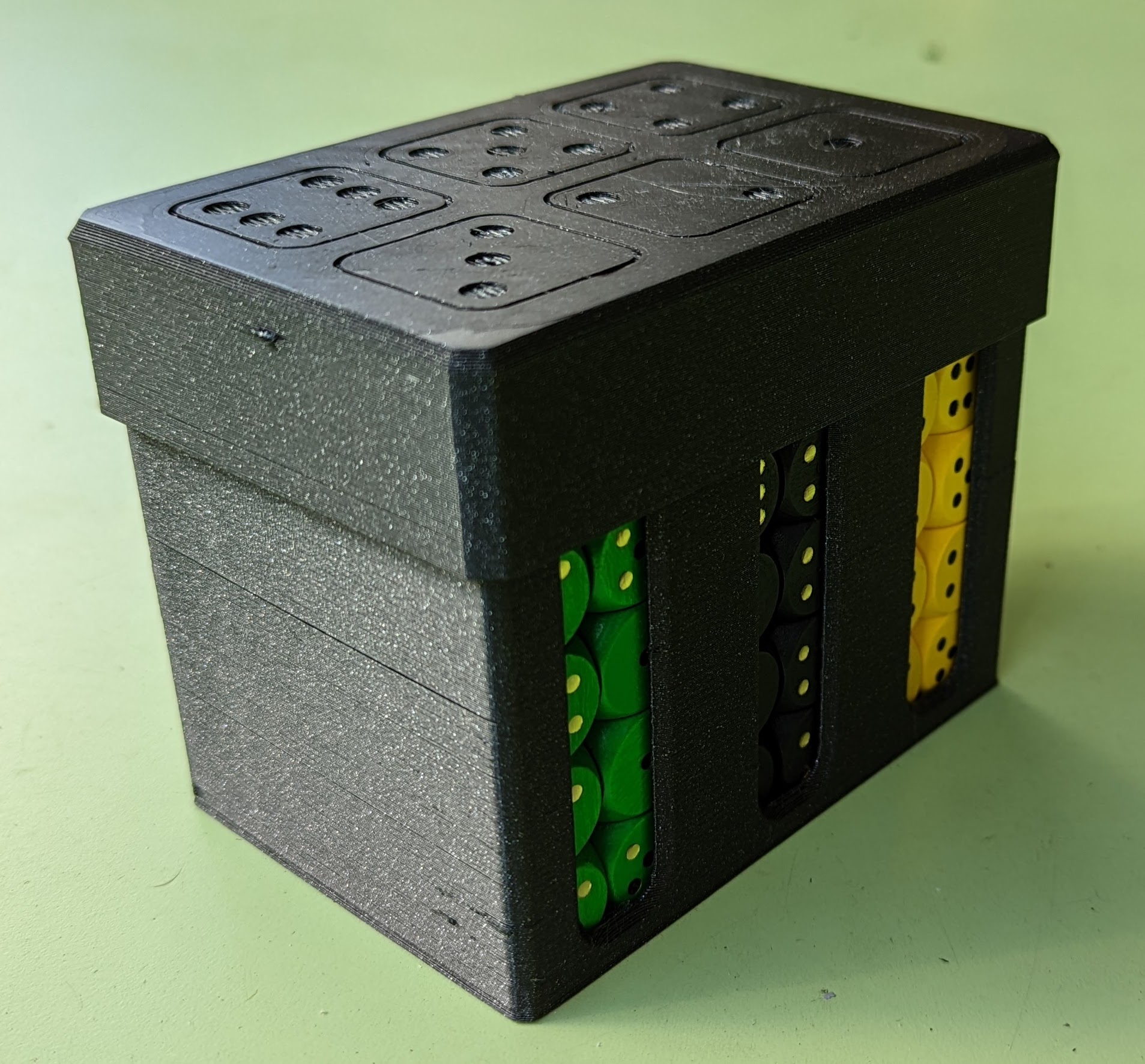 Miniatura 2 do modelo 3D d6 dice storage