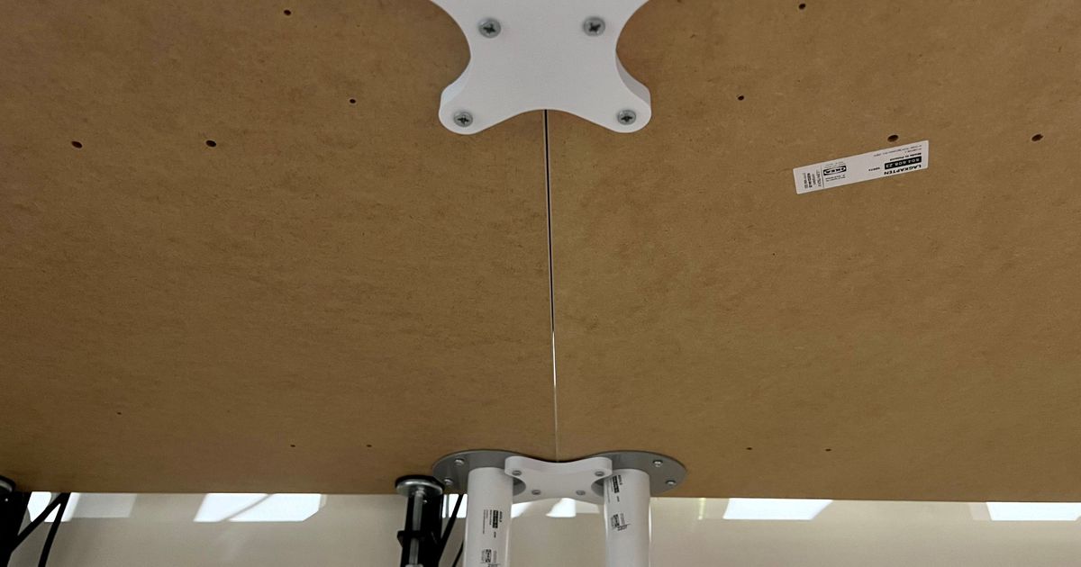 Ikea Lagkapten/Linnmon Connector by olivvybee Download free STL model