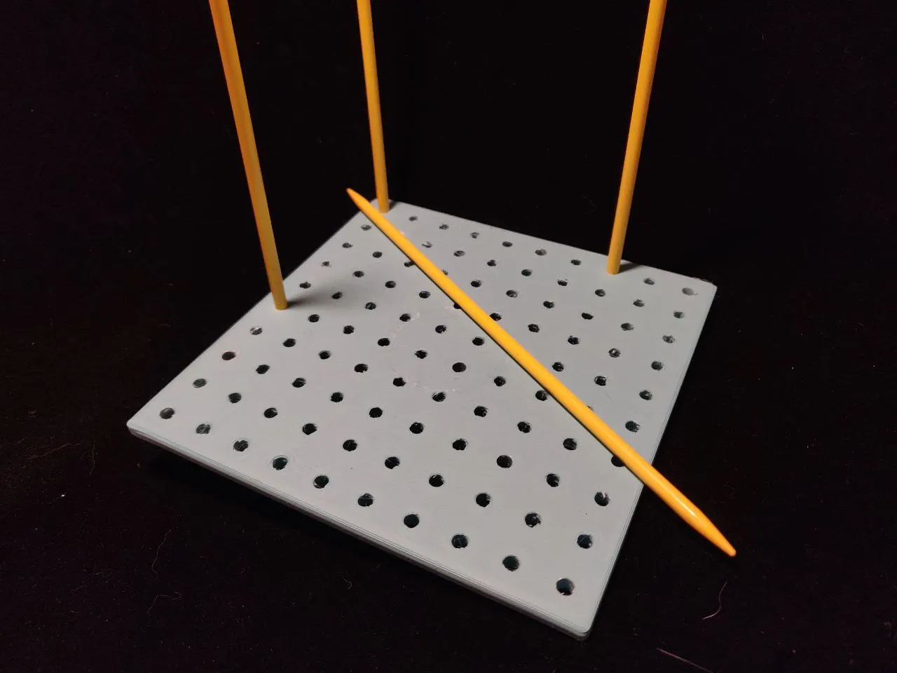 Blocking Board For Knitting and Crochet Projects, 3D Printed, W/Wooden  Dowels
