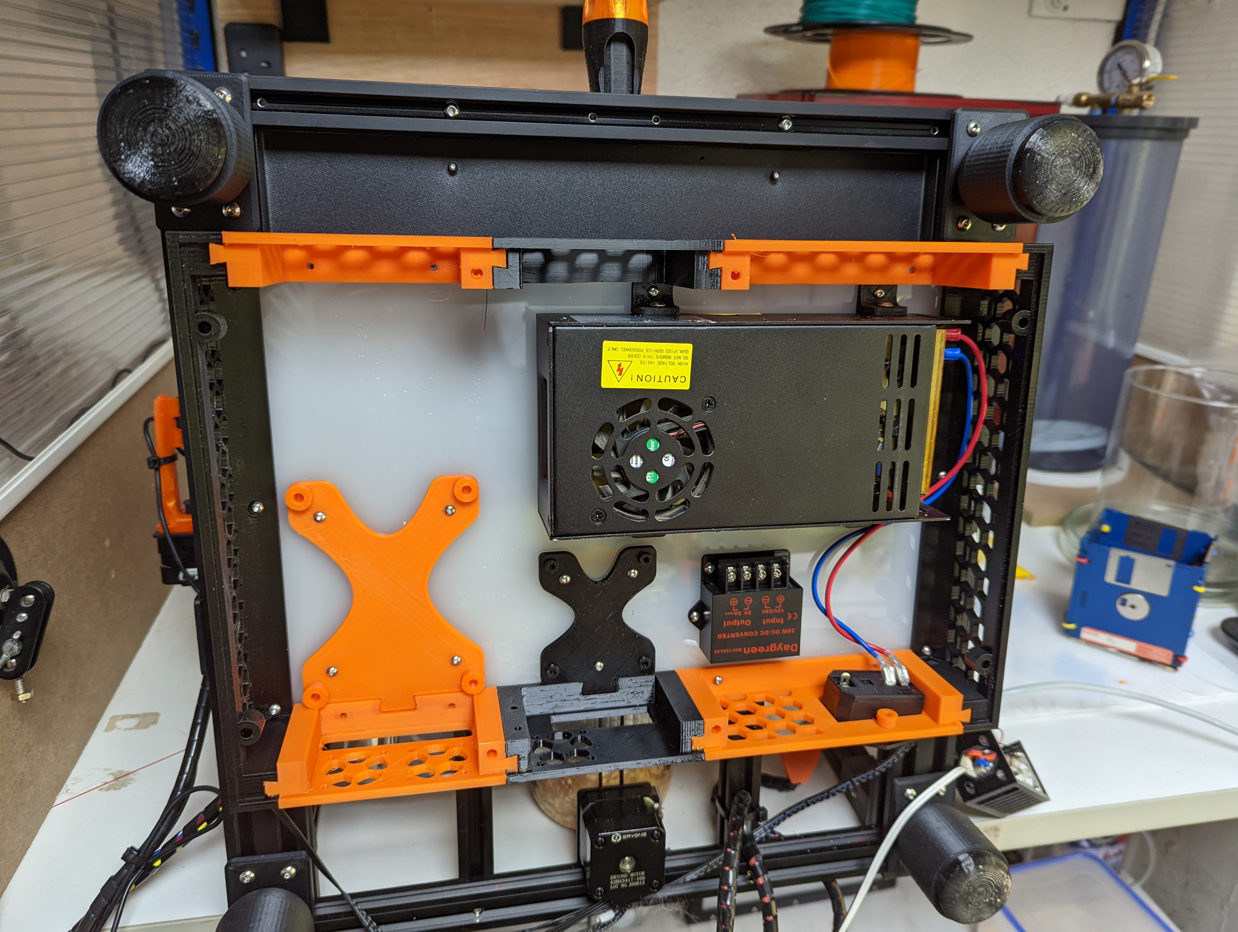 Miniatura 3 do modelo 3D Enclosed Electronics Case for Printers