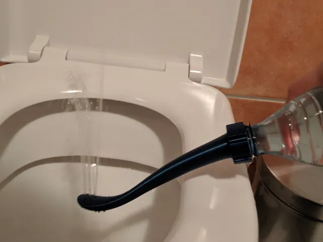 Eco-friendly Portable Bidet v2