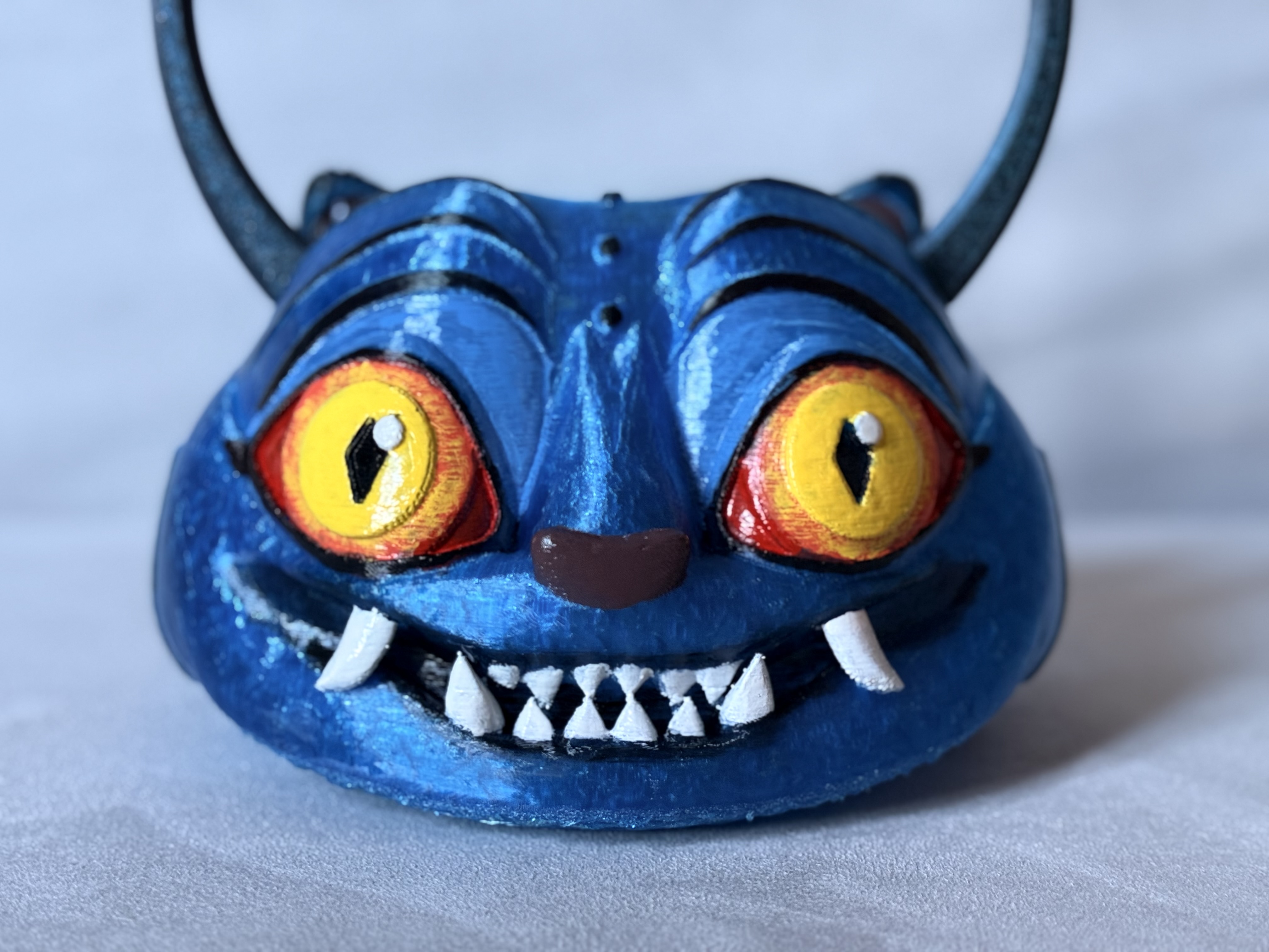 Derpy Tiger Halloween Candy Bucket (K-Pop Demon Hunters)
