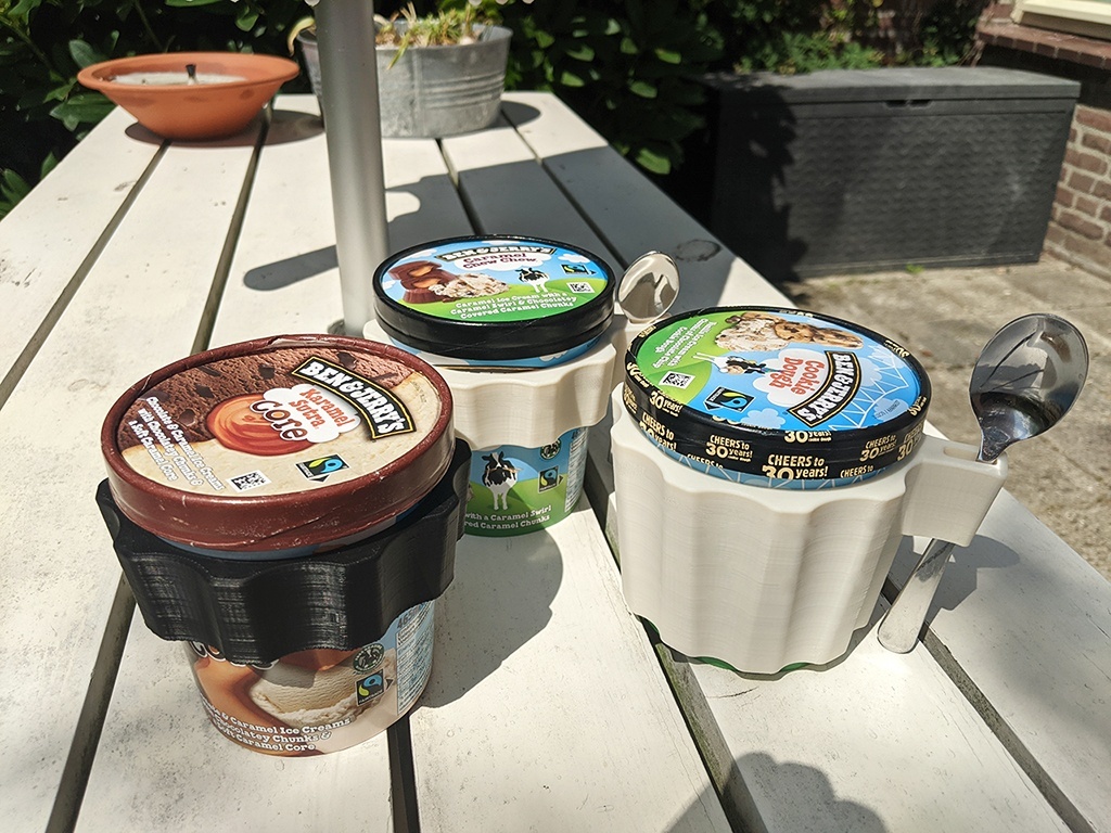 Ben & Jerry's icecream cup holder / cosy