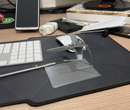 Table stand for x wing