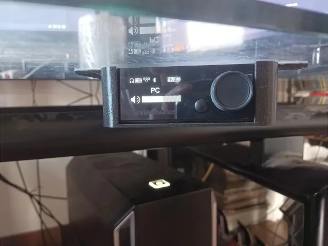 Steelseries Arctis Pro transmitter underdesk storage