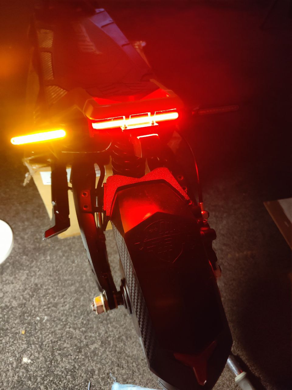 VSett 10+ Rear Mount - Indicator + Daytime Running + Camera