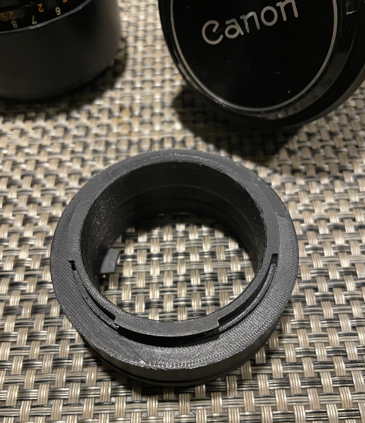 Canon FD to RF adapter by Empiricus Download free STL model