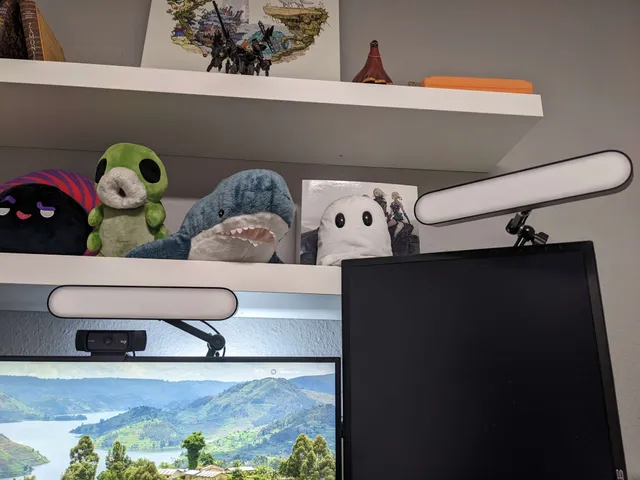 Philips Hue Play Bar articulated arm mount