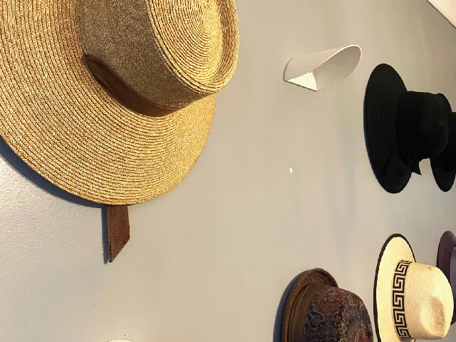 Rounded Hat Hanger