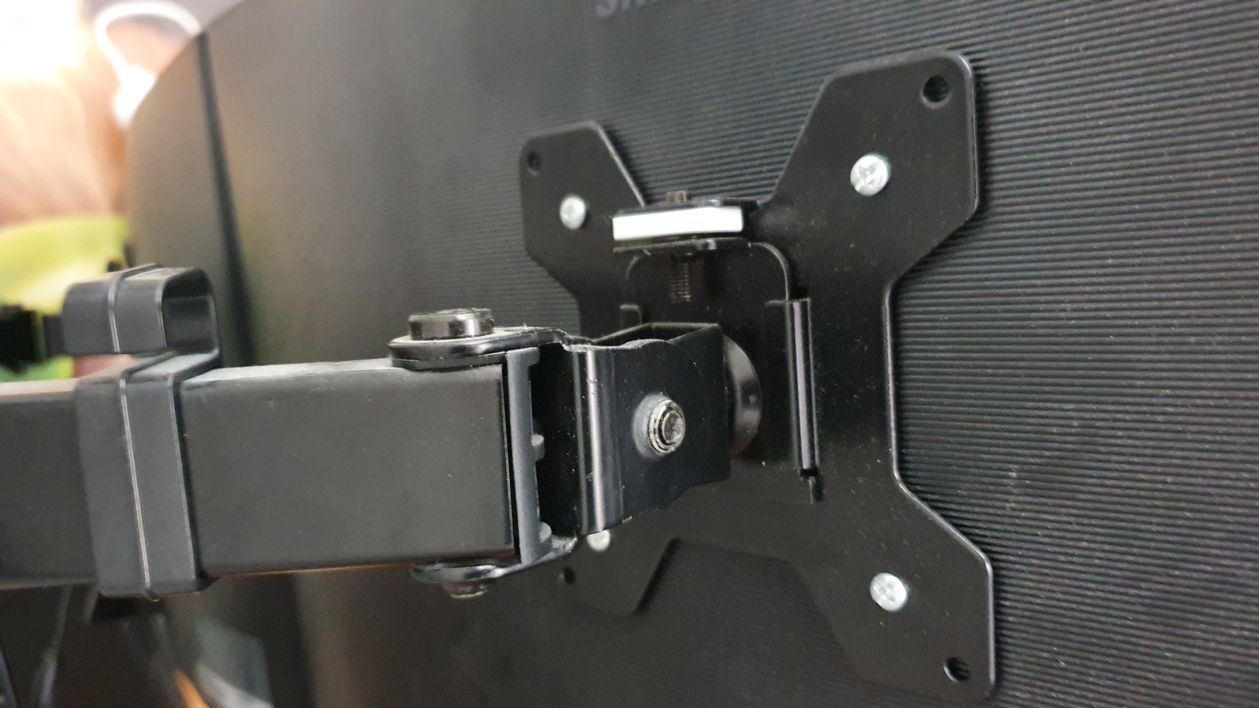 Spacer for Visa monitor mount